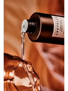 Madagascar-Centella-Probio-Cica-Essence-Toner-210ml-03_1800x1800.webp