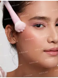 BROCHA SINTÉTICA PARA RUBOR CON DISEÑO DE KETTY PAW