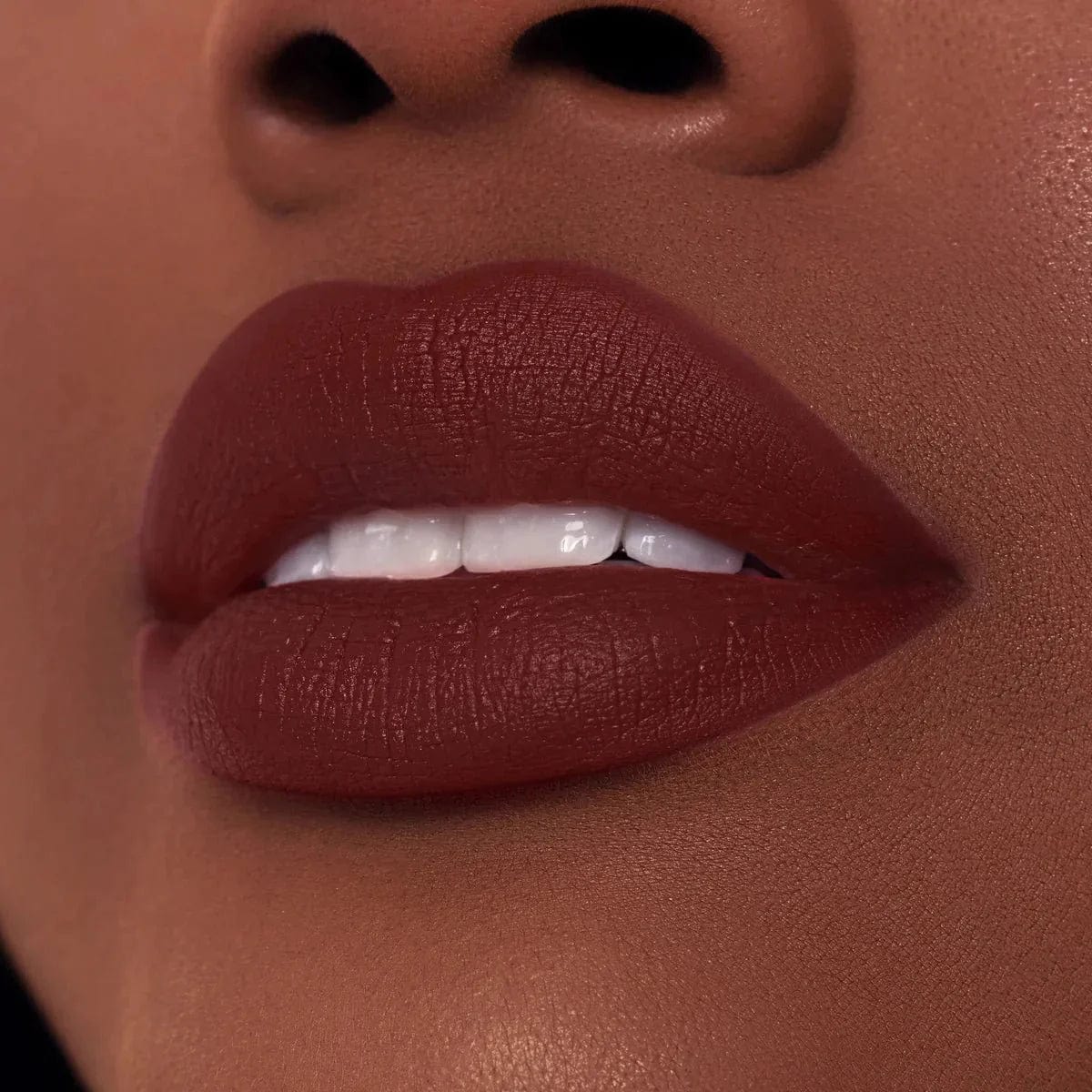 LABIAL TEASE ME BEAUTY CREATIONS - Imagen 12