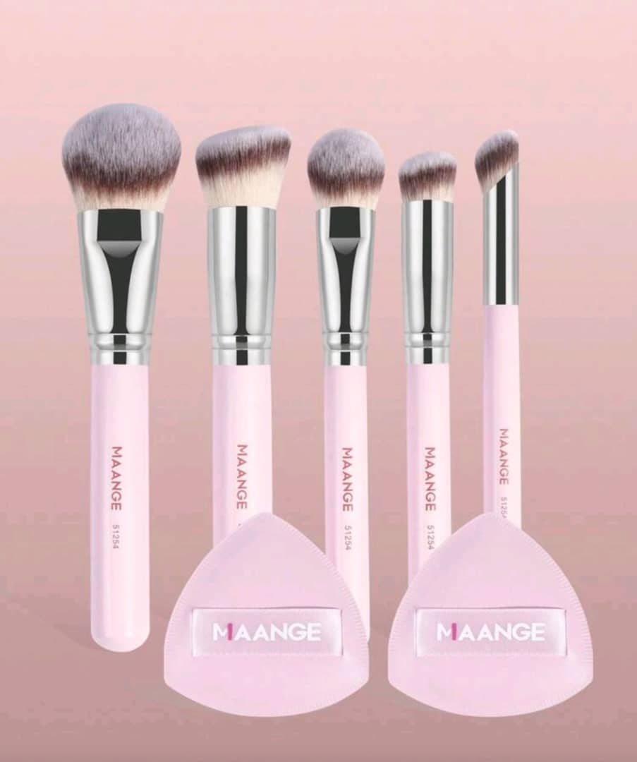 JUEGO DE 5 BROCHAS MAANGE 2 BORLAS ROSADAS