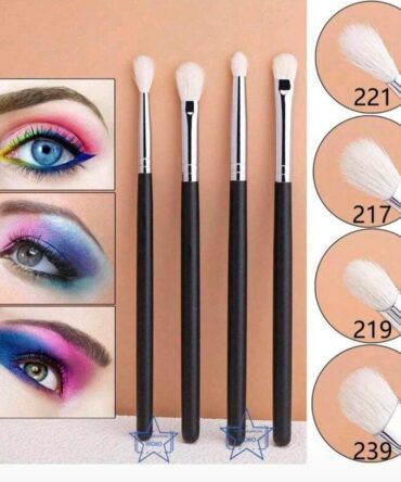 SET DE 4 PIEZAS DE BROCHAS