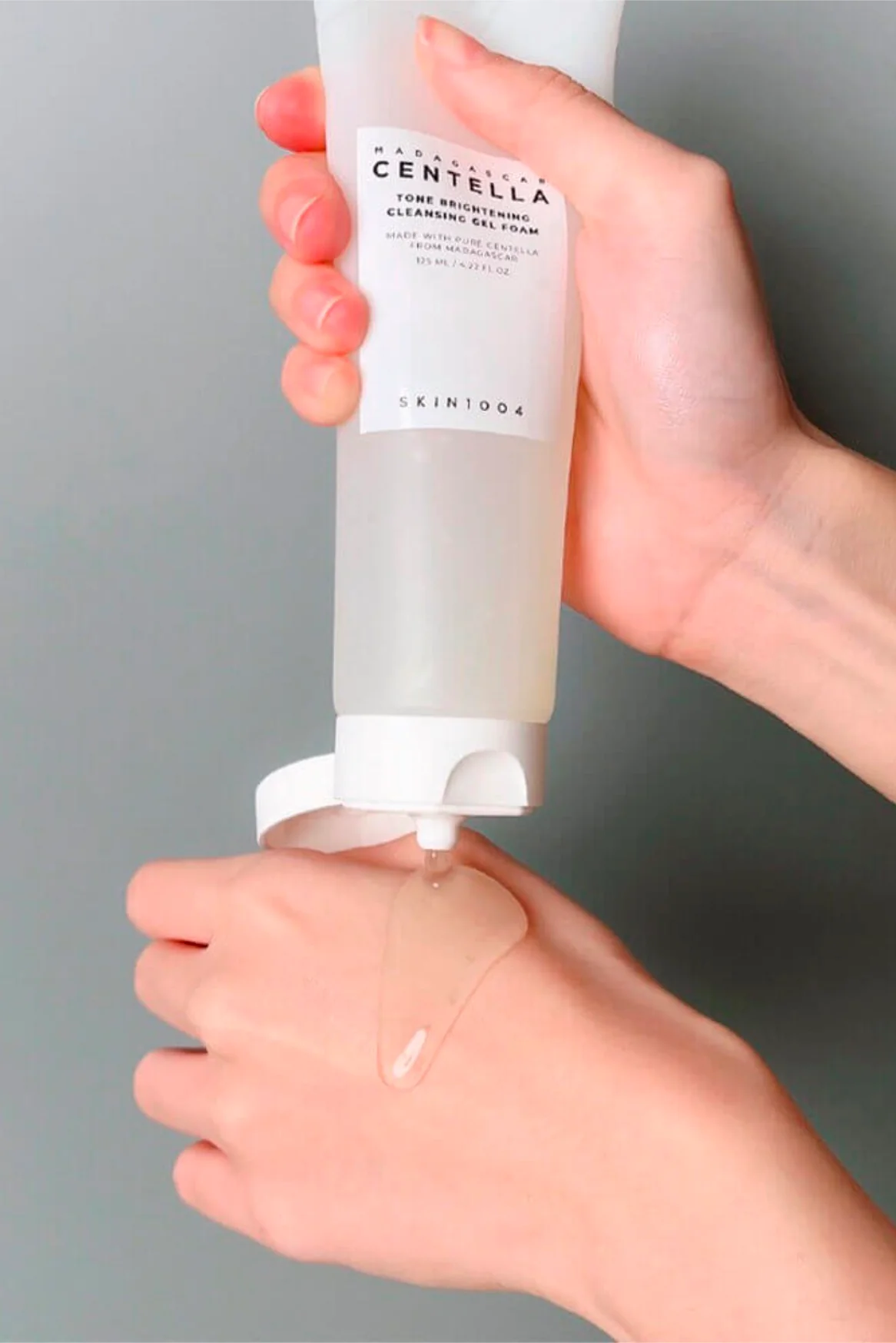 TONE BRIGHTENING CLEASING GEL FOAM - Imagen 3