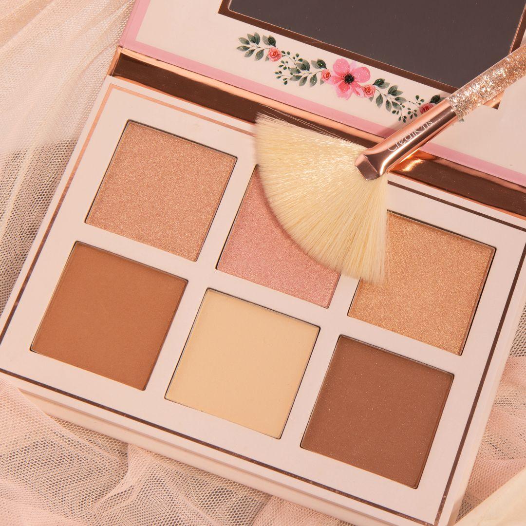 FLORAL BLOOM HIGHLIGHT & CONTOUR KIT BEAUTY CREATIONS - Imagen 3