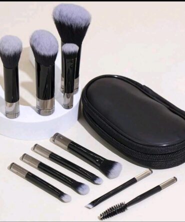 SET DE 10 PIEZAS DE MINI BROCHAS DE MAQUILLAJE CON ESTUCHE