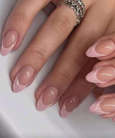30 PIEZAS DE UÑAS CORTAS ALMENDRAS