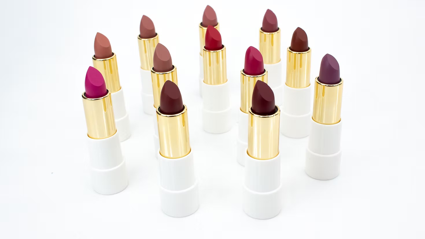 LABIAL VELVET MATTE LIPSTICK SALOME
