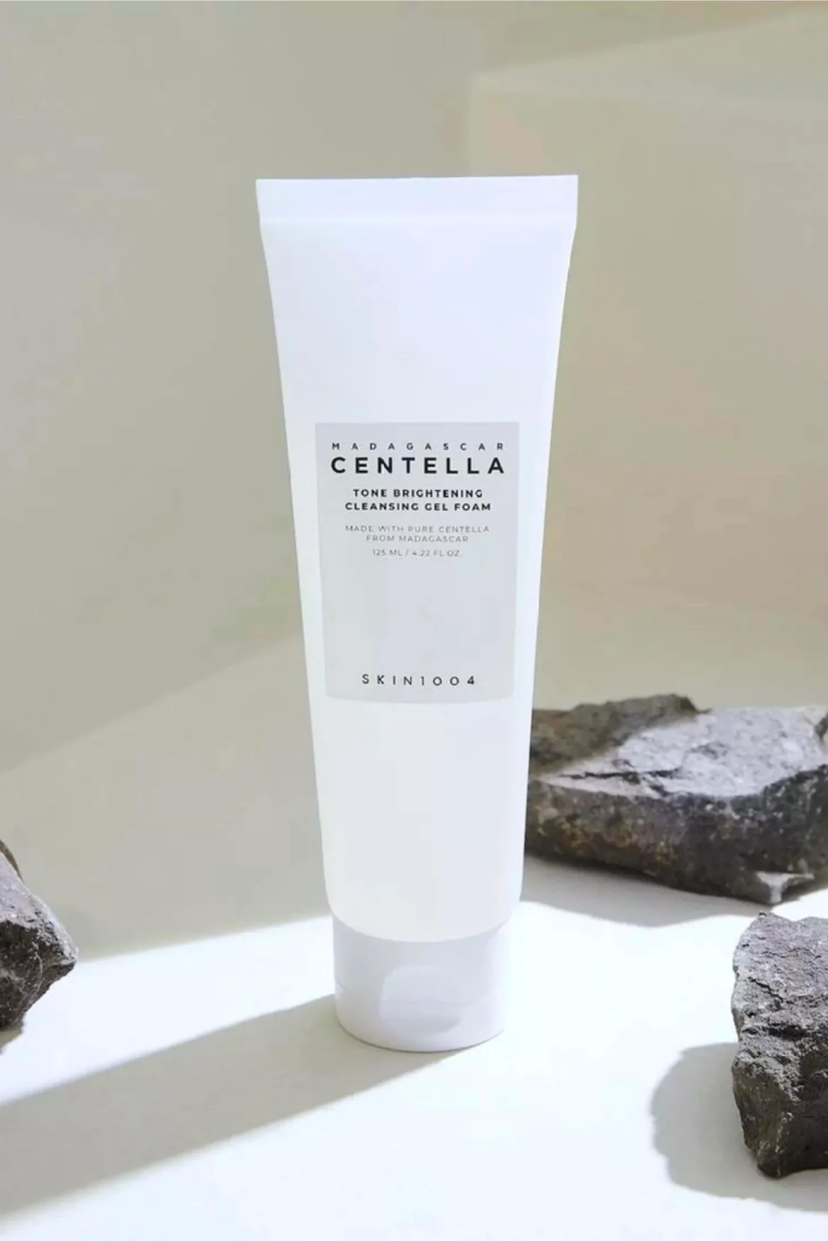 TONE BRIGHTENING CLEASING GEL FOAM - Imagen 2