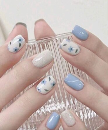 24 PIEZAS DE UÑAS MULTICOLOR SET