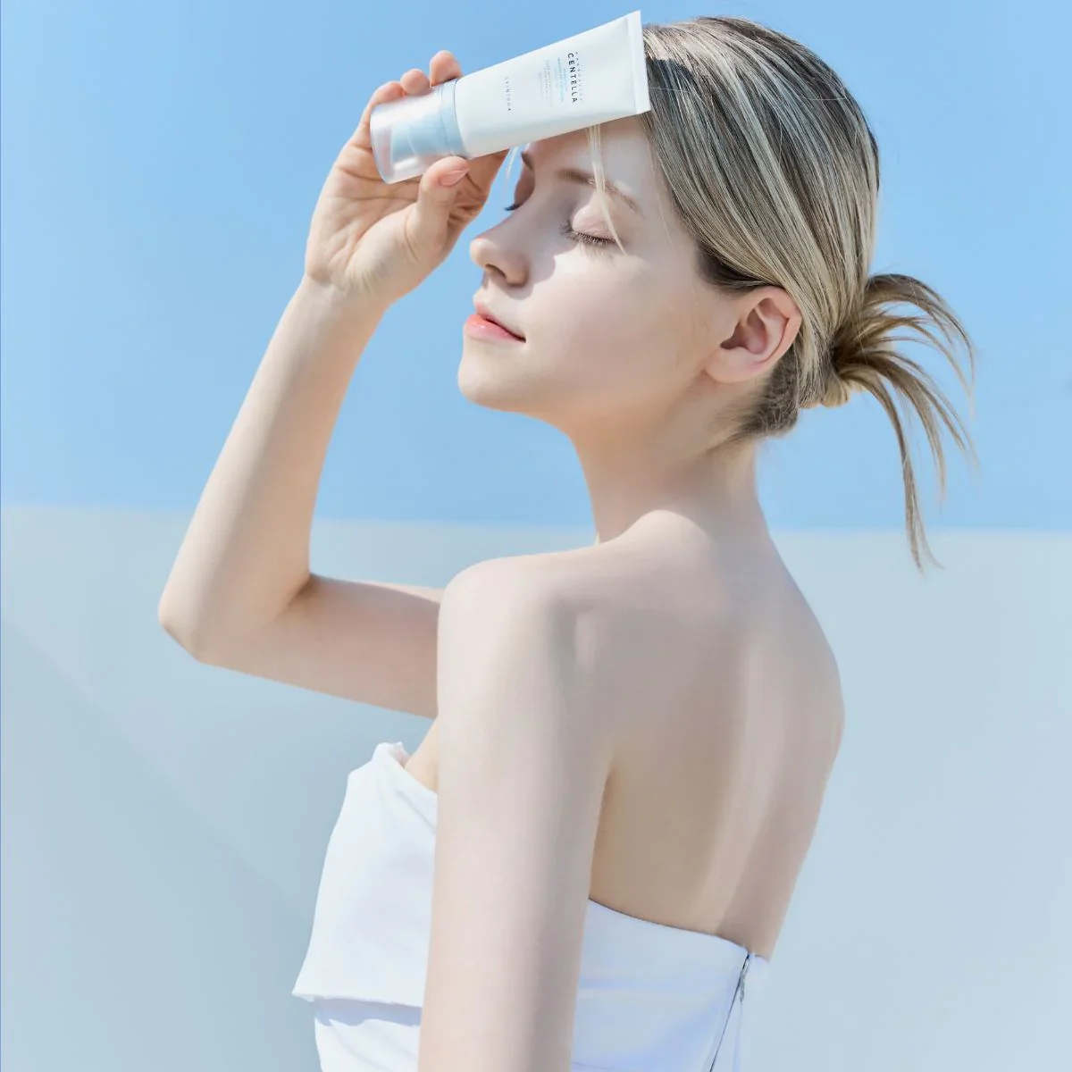 SUERO SOLAR HYALU-CICA SPF50+++++++ MADAGASCAR CENTELLA SKIN 1004 100ML - Imagen 2